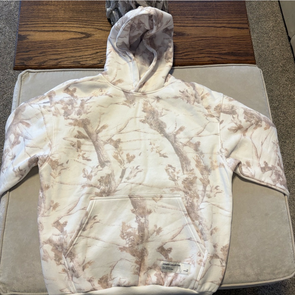 Men's white OAK camo COMFRT hoodie brand new never worn